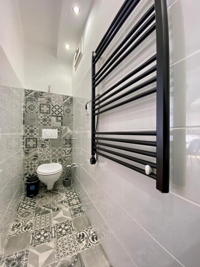 Season One Apartman Szegedin Exterior foto