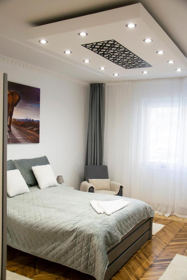 Season One Apartman Szegedin Exterior foto
